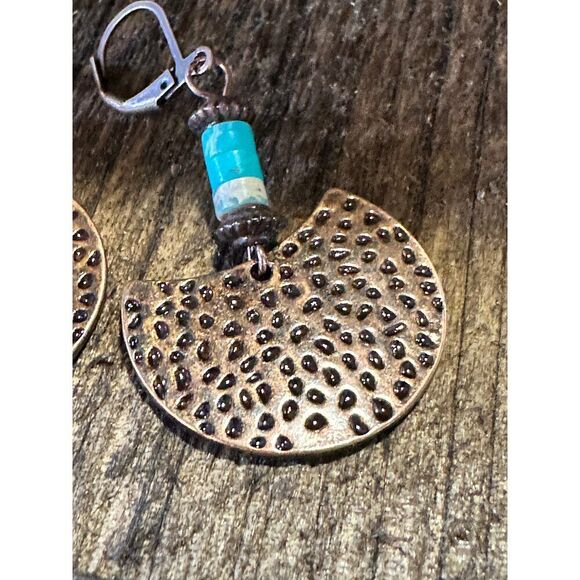 Boho Vintage Chic Southwestern Copper Dangle Wire Earrings, Turquoise Stone, Gi - Picture 7 of 10